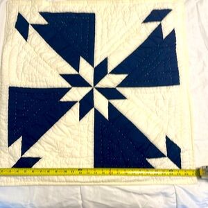 Lands End European Square Pillow Cover 27” square. Navy & White Hunters Square